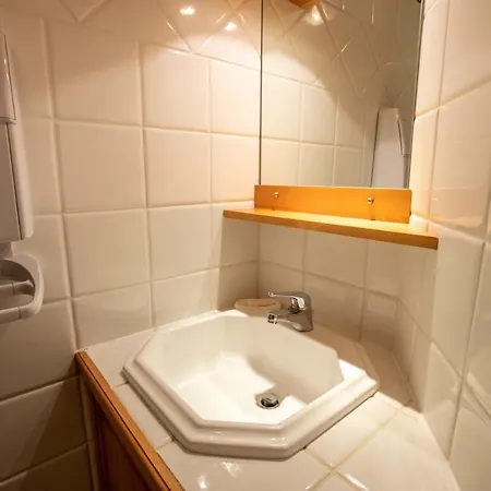 Apartment Jardins D'hiver C9